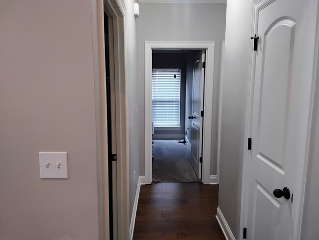 Building Photo - Nice Blanchard Home/Close to Golf course