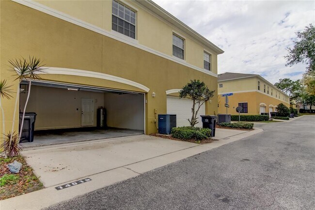 Building Photo - 14019 Citrus Crest Cir