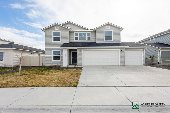 Building Photo - Brand New 5 Bed 3 Bath home 2600sf+ and a 3 car garage