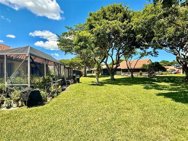 Building Photo - 10952 Roebelini Palm Ct