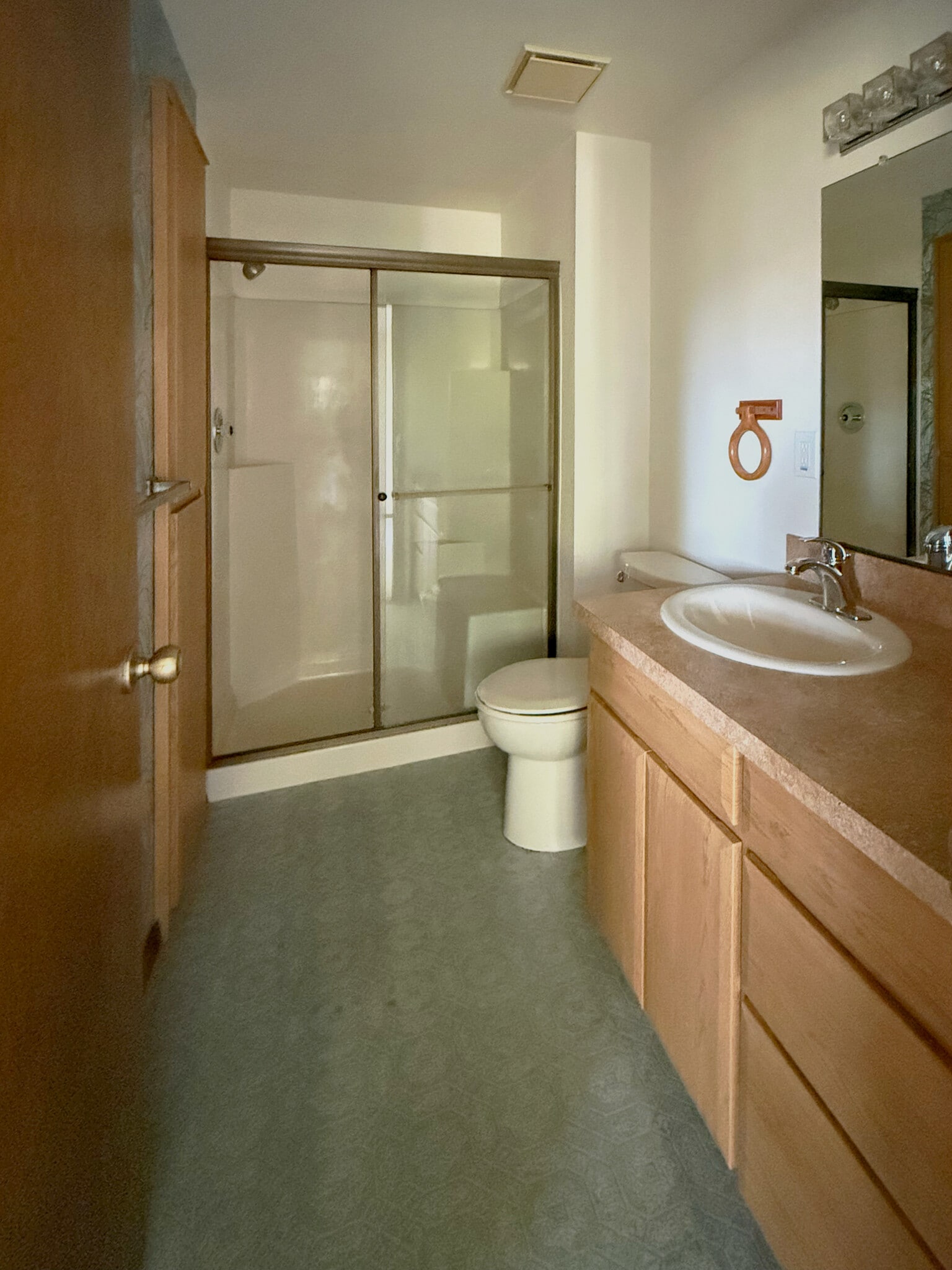 Building Photo - 8949 SW Fairview Pl