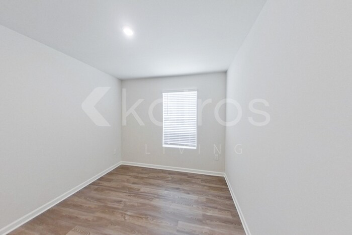 Building Photo - 342 Ironwood Ct