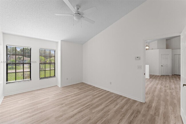 Building Photo - 3561 SW Carmody St