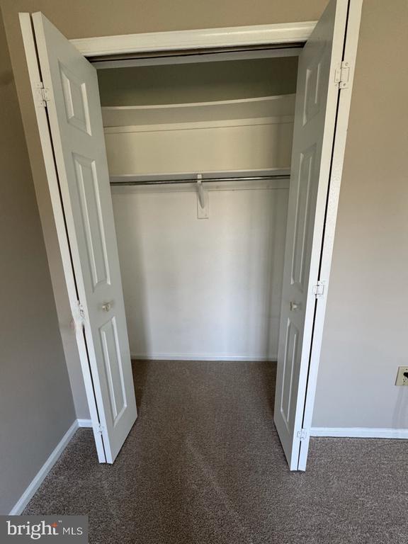 Building Photo - 25 Sequoia Dr