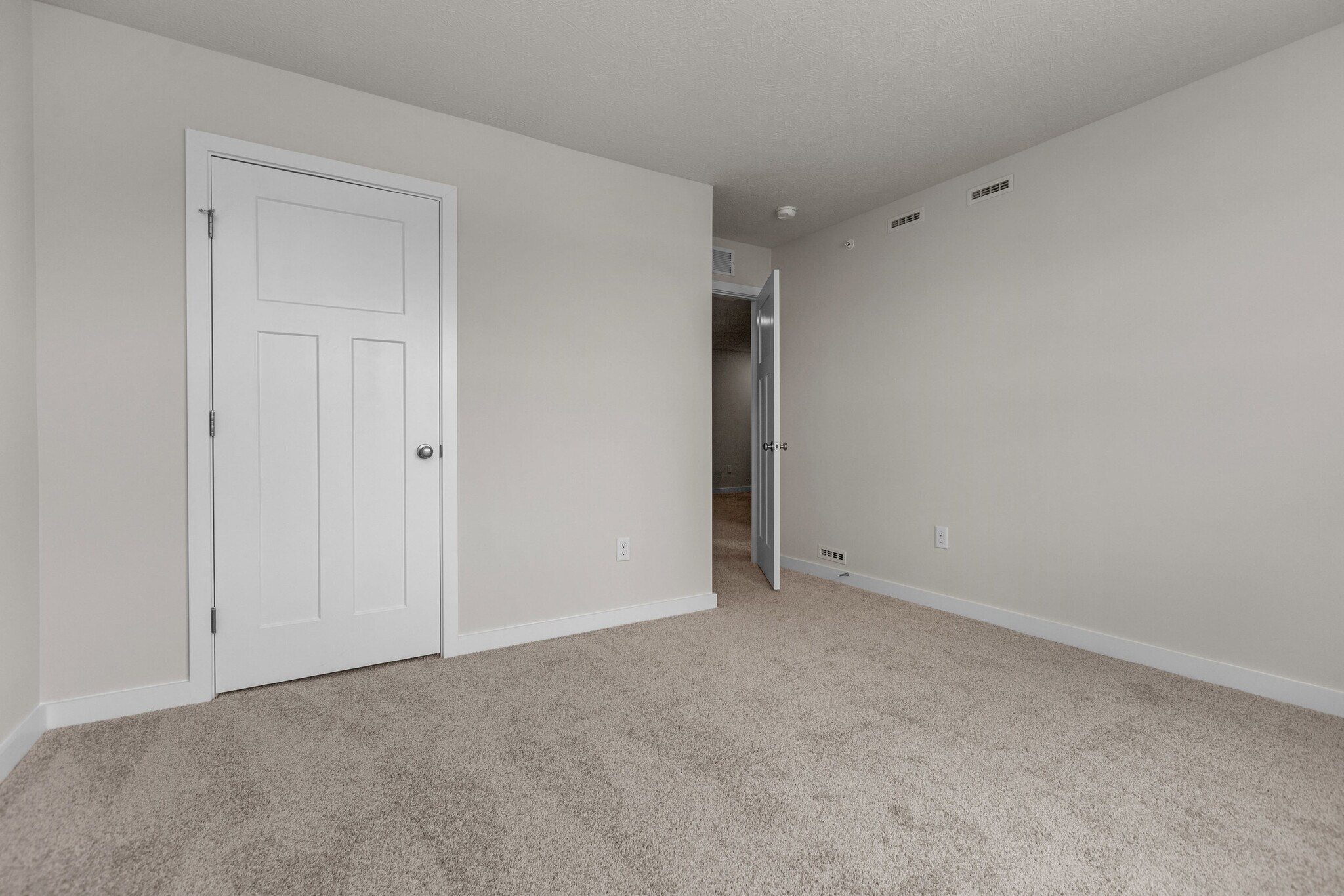 Building Photo - 216 Hanover Ln