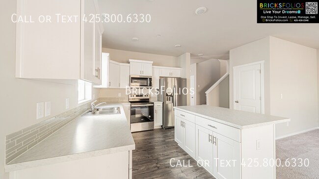 Building Photo - 4245 Pronghorn Pl