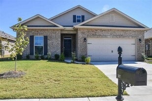 Building Photo - 307 Ivyleaf Dr NW