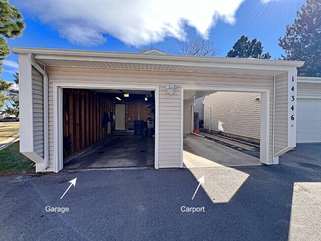 Building Photo - "Charming 2-Bed Townhouse Retreat on East Florida Ave with Spacious 1170 Sq Ft Layout!"