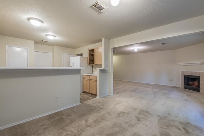 Building Photo - 11711 Sunny Stream Dr