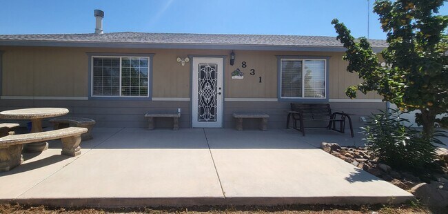Building Photo - 831 David Adam Rd