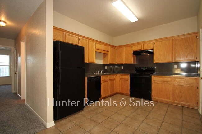 Building Photo - 3803 Littleleaf Ct