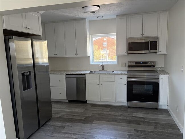 Building Photo - 775 Freeport Rd