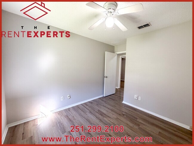 Building Photo - 817 Timbers Dr