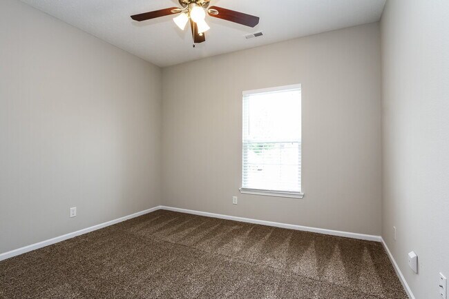 Building Photo - 5660 Dollar Forge Dr