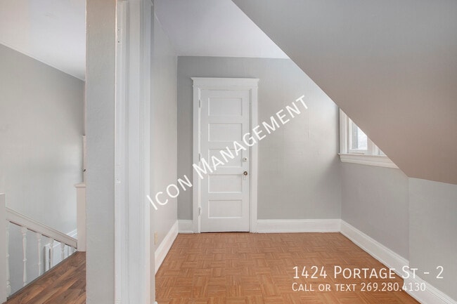 Building Photo - 1424 Portage Street