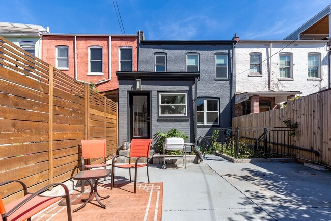 Building Photo - Rare Gem in LeDroit Park w/ Parking!