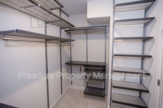 Building Photo - 17137 Branched Oak Rd