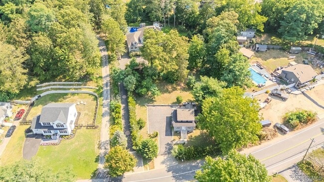 Building Photo - 143 Rocky Point Landing Rd