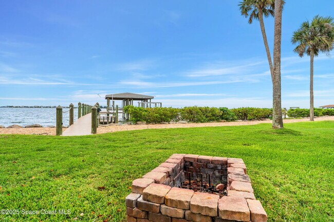 Building Photo - 2442 Newfound Harbor Dr