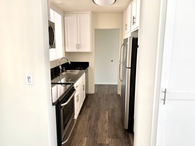 Building Photo - Gorham North by Wiseman