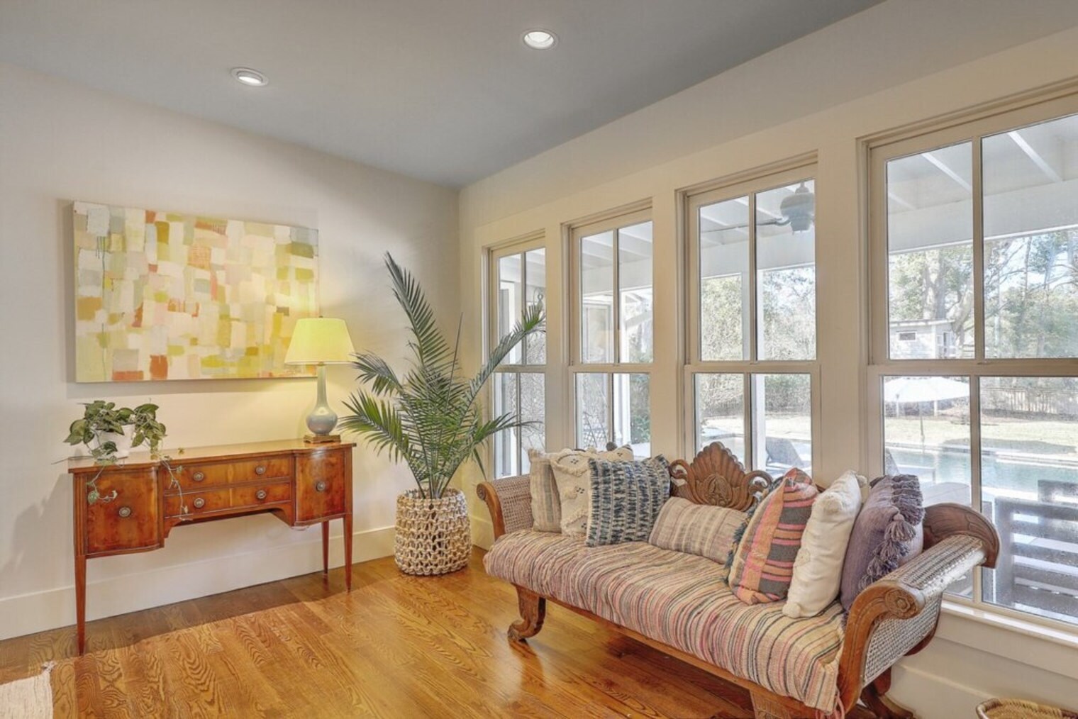 Building Photo - 278 Palm St