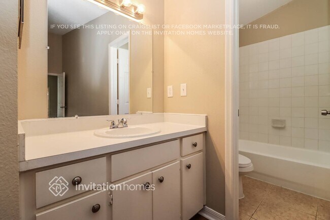 Building Photo - 2391 Eastwood Dr