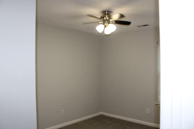 Building Photo - 3 bed, 2 bath home in Helena