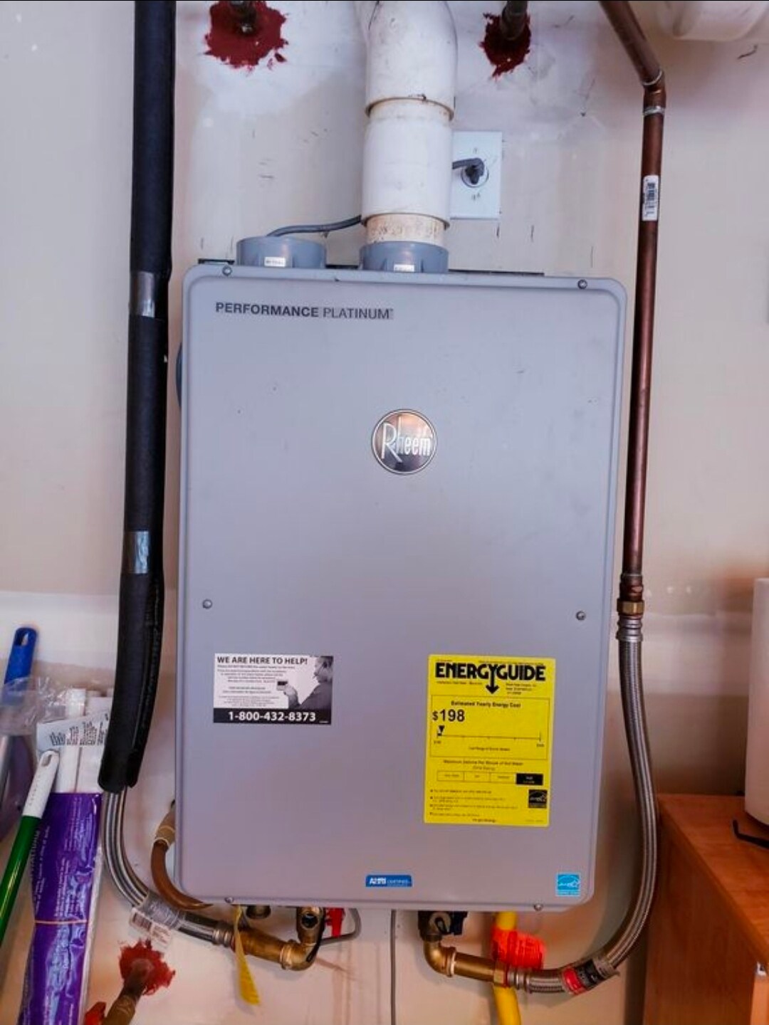 Tankless water-heater - 1509 147th Pl SW