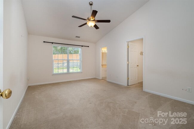 Building Photo - 8424 Angwin Pl
