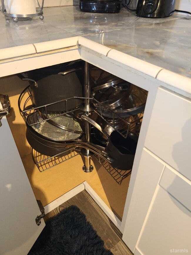 Building Photo - 1150 Fairway Ave