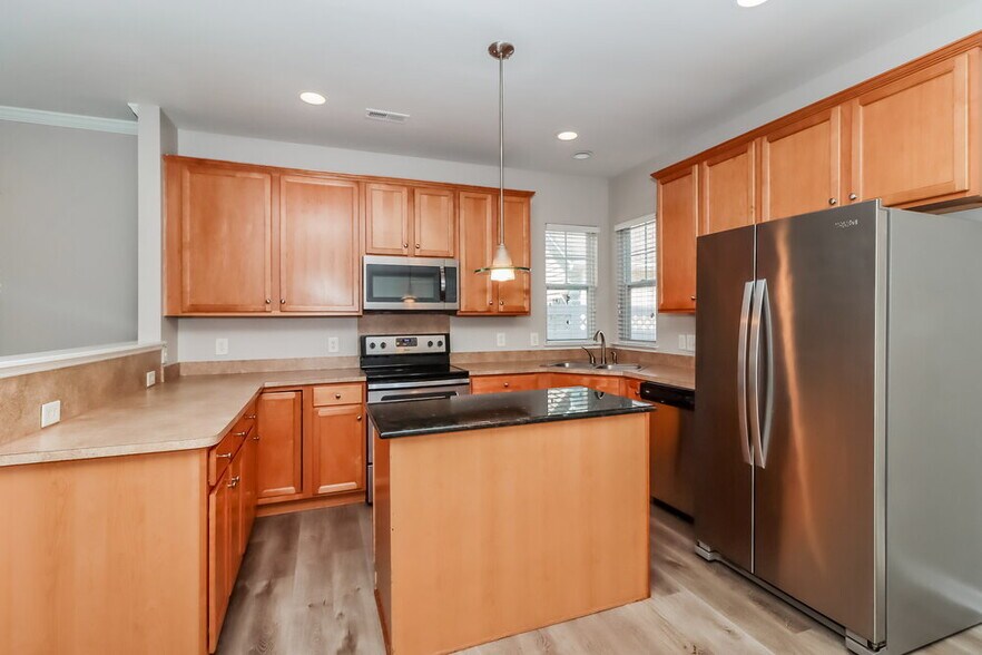 Building Photo - 13764 Aldenbrook Dr