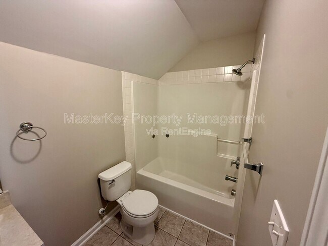 Building Photo - 217 Marino Pl