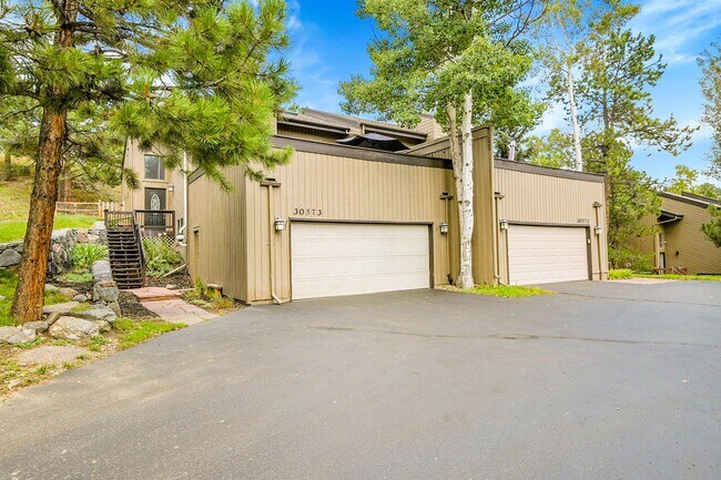 Building Photo - 30573 Sun Creek Dr