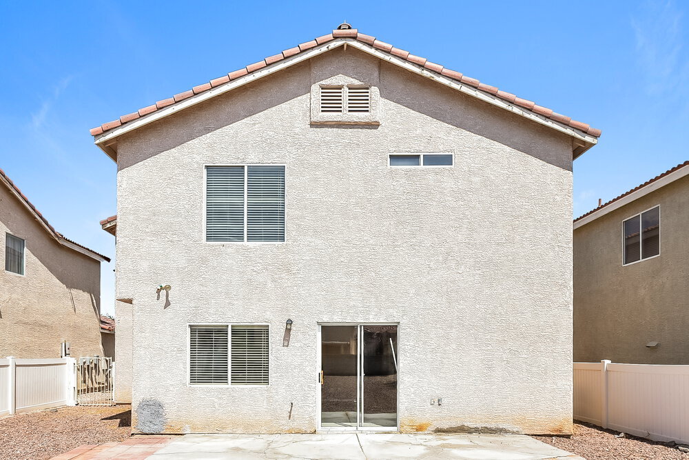 Building Photo - 1011 Emerald Stone Ave