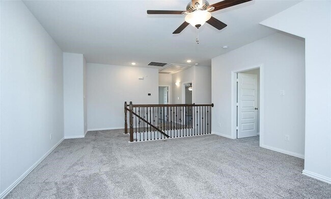 Building Photo - 7124 Elgin St