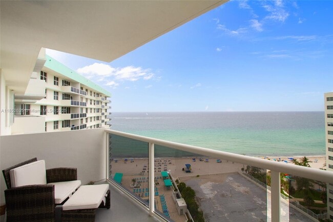 Building Photo - 3725 S Ocean Dr