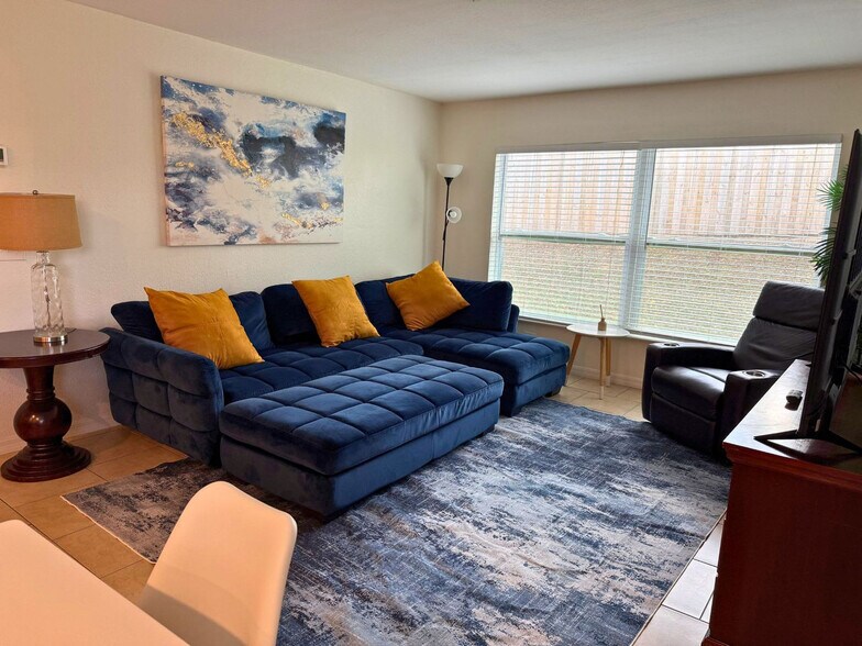 Building Photo - 37132 Grassy Hill Ln