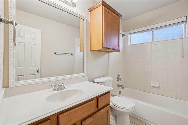 Building Photo - 5568 Imperial Meadow Dr