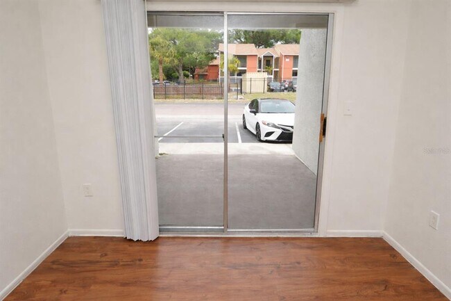 Building Photo - 8425 Cerro Cir