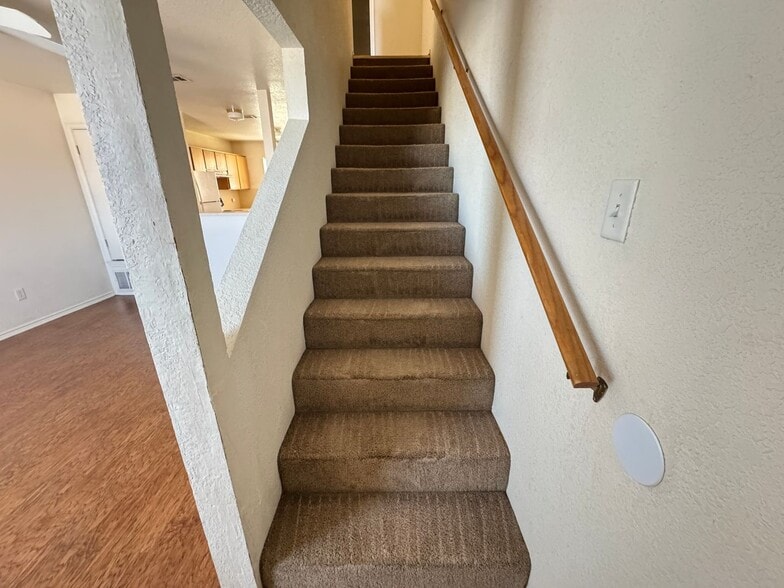 Building Photo - 4506 Sylvia Dr