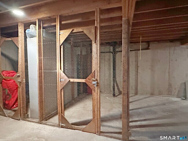 Building Photo - 23 Amato Dr