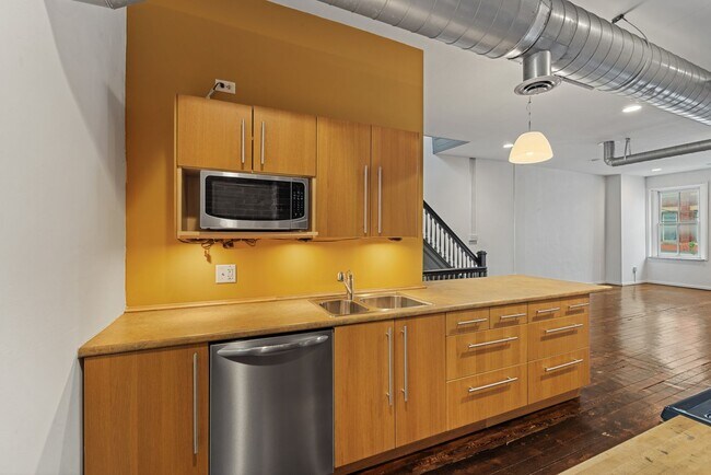 Building Photo - 5169 Butler St
