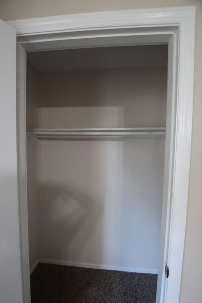 Building Photo - Available Now! 3 bedroom 2.5 bath townhome...