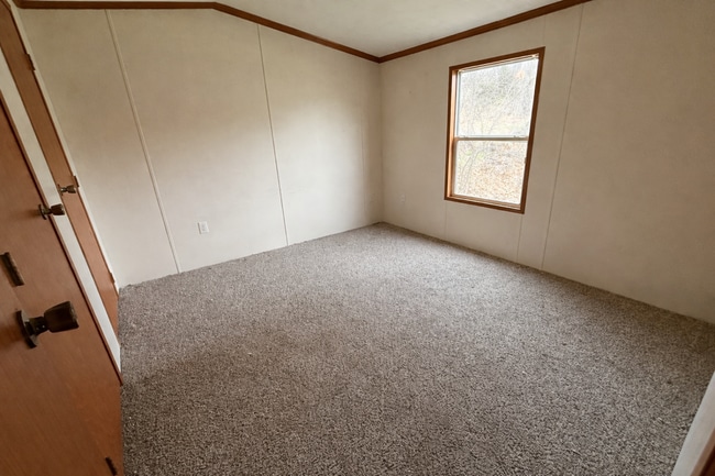 Building Photo - 108 Birdsall Dr