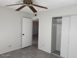 Building Photo - 5314 S Palm Dr