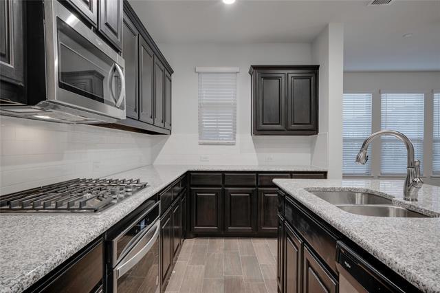 Building Photo - 5548 Crawford Dr