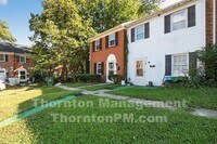 Building Photo - Newly Remodeled 3 Bedroom Townhouse