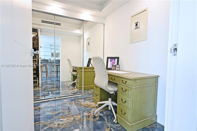 Building Photo - 401 Ocean Dr