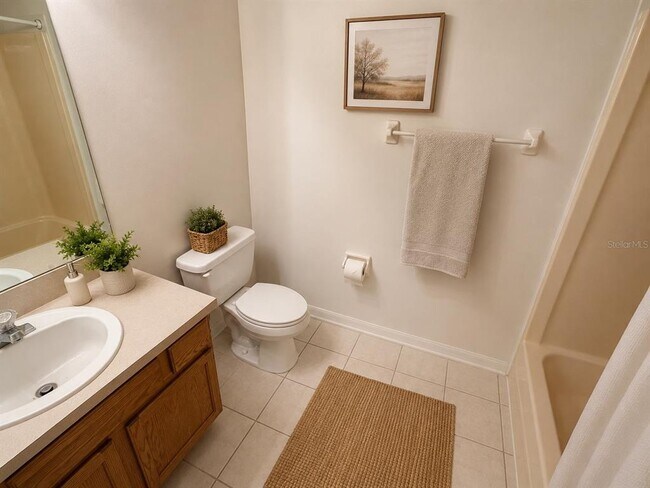 Building Photo - 615 Villa Ct