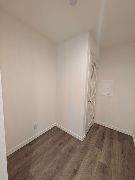 Building Photo - 25874 California 74